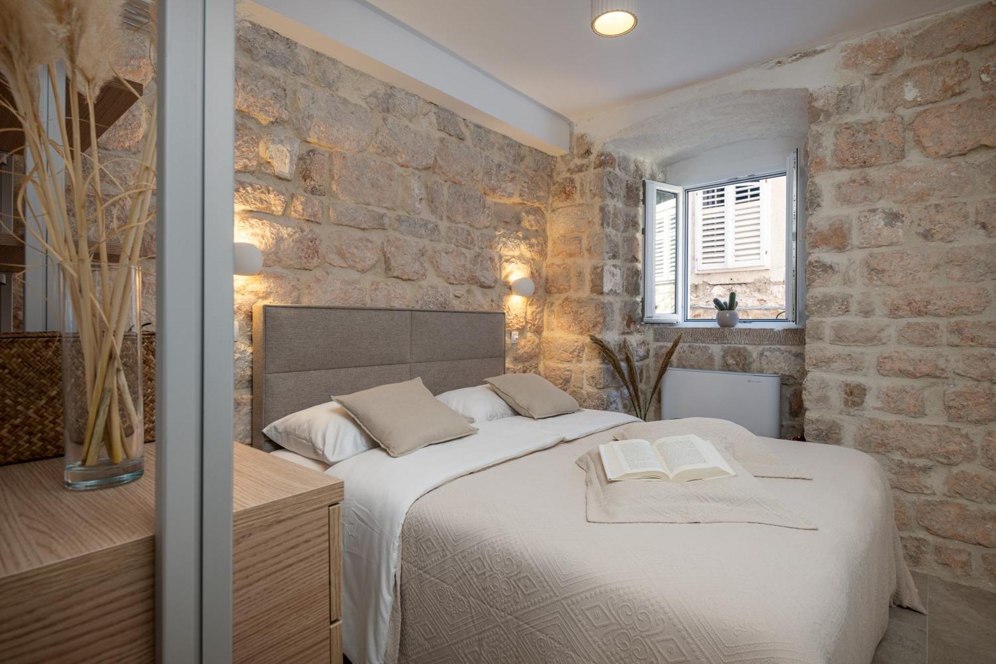 Mirabilis, Luxury Studio Apartment, Dubrovnik Old Town Екстер'єр фото